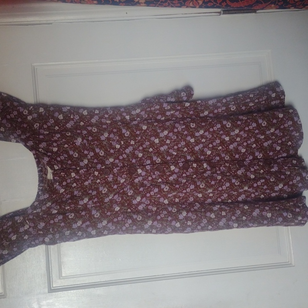 Dress - Picture 2 of 2